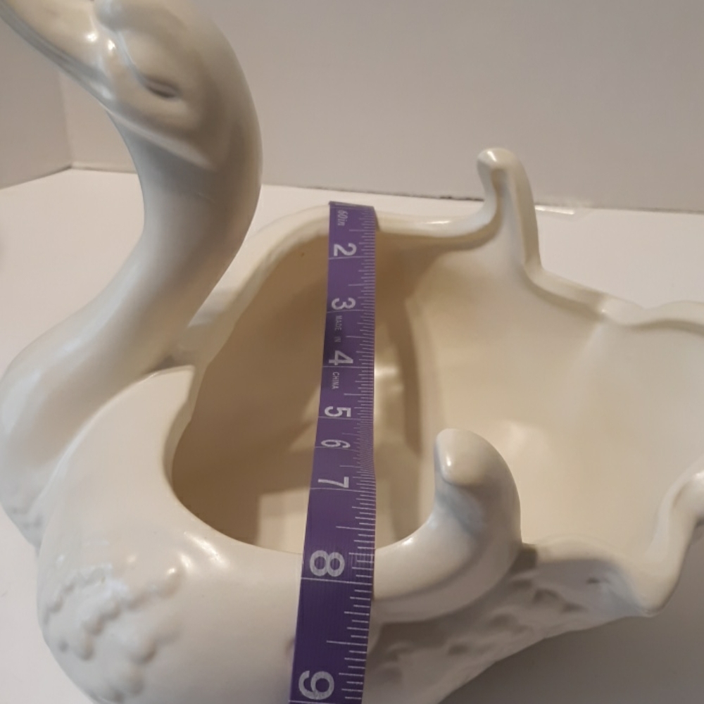Vintage MCM Hull Swan Planter - Picture 8 of 11